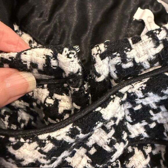 Charlotte Russe Houndstooth Knit Black and White Mini Skirt Side Zip Size 7 - Picture 5 of 11